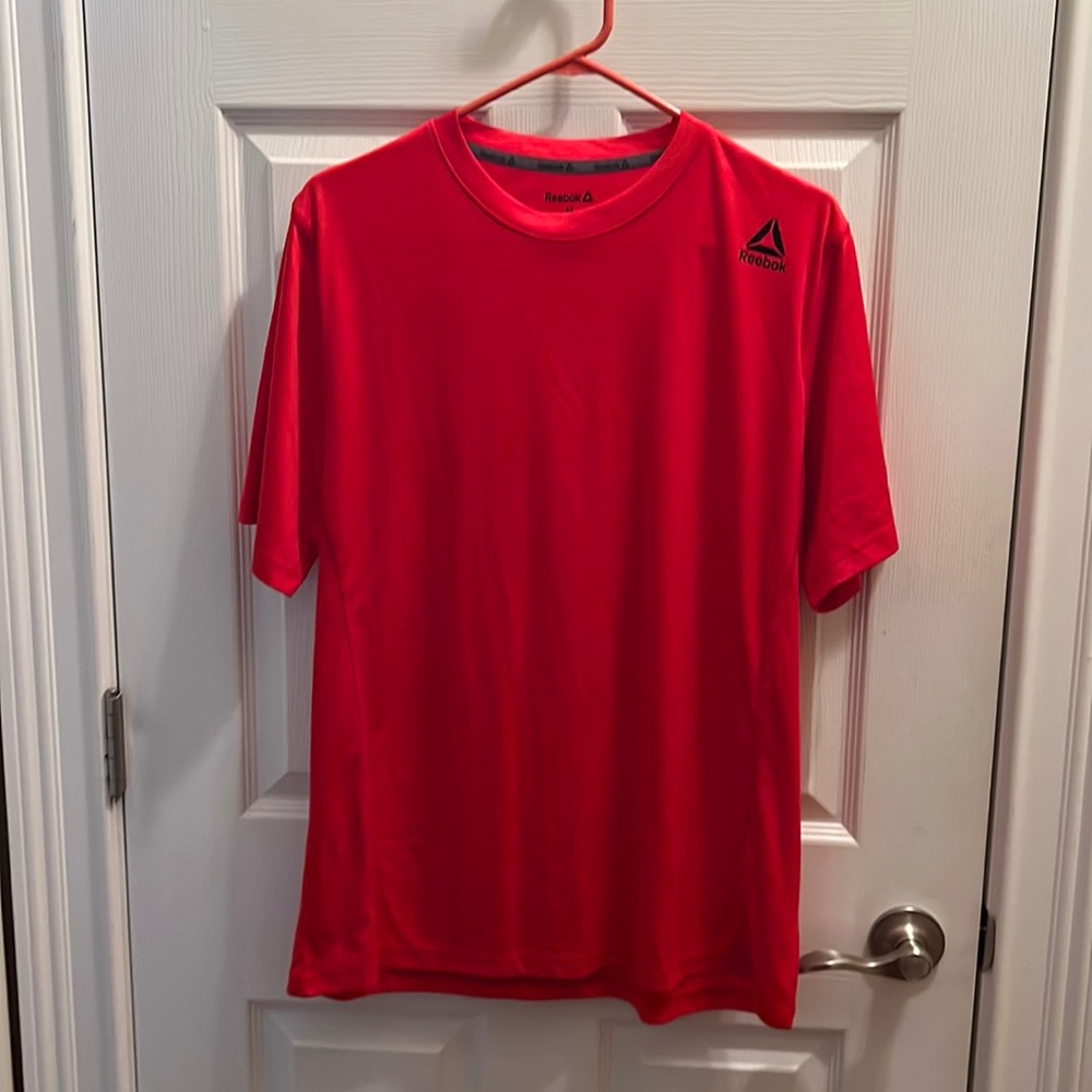 Men’s red Reebok dri fit short sleeve shirt NWOT